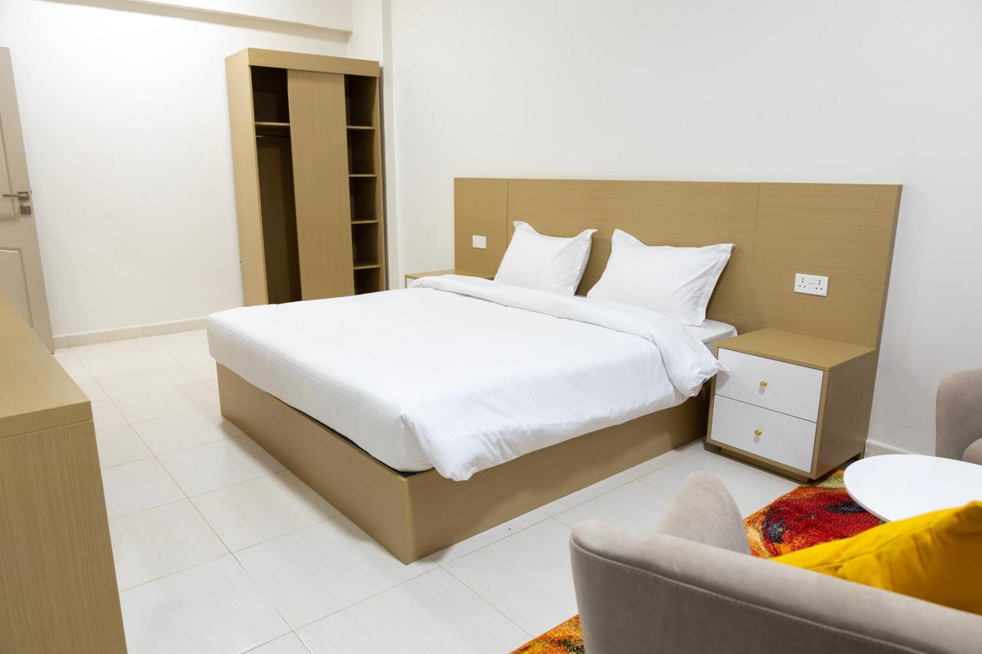 Riviera Suites , Hotel Apartement Sur Eksteriør bilde
